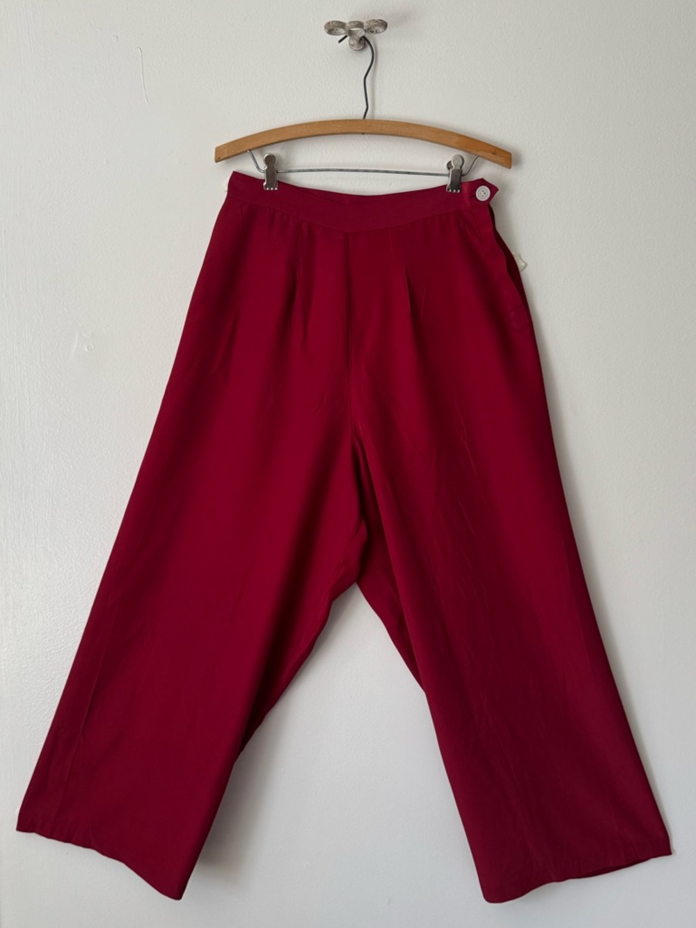 Vintage 1940s 1950s Women’s Wide Leg Pajama Pant in Burgundy 28”